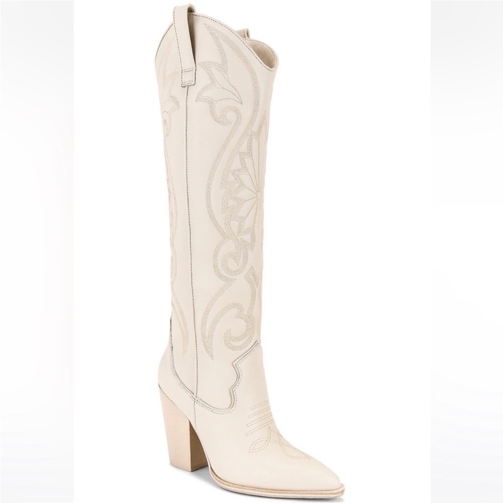 Steve Madden NWOT lasso bone leather boots